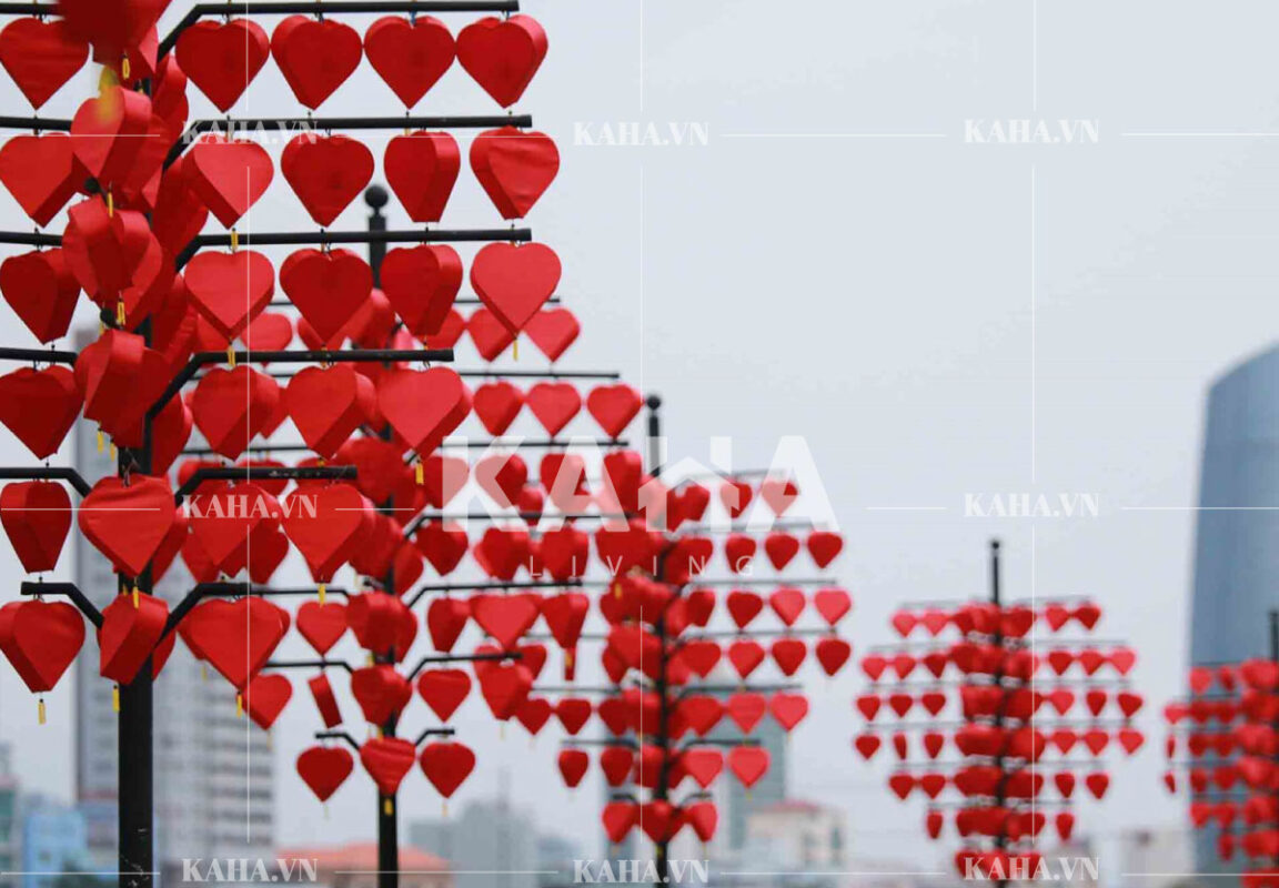Đèn lồng trái tim đẹp