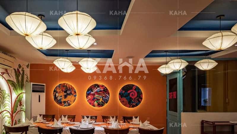 Đèn vải nhăn nghệ thuật chao lụa xếp ly trắng kem trang trí phòng khách