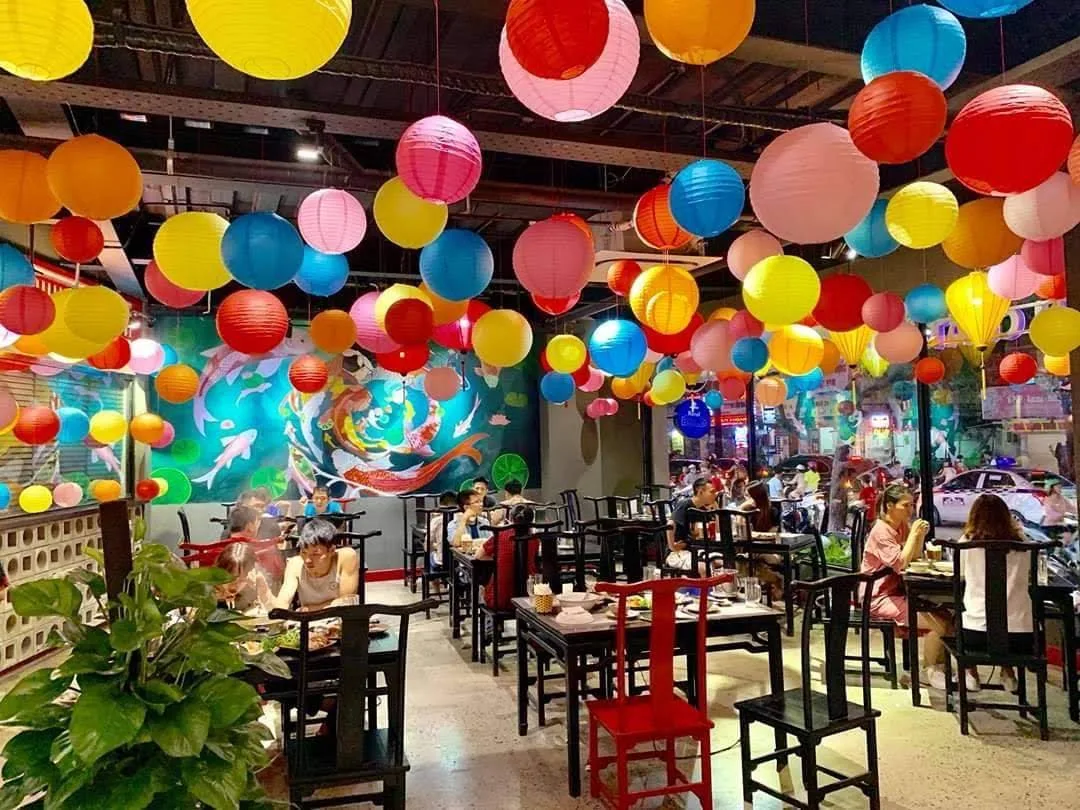 Đèn Lồng Hội An Tại Sài Gòn — Trang Trí Nhà Hàng, Sự Kiện