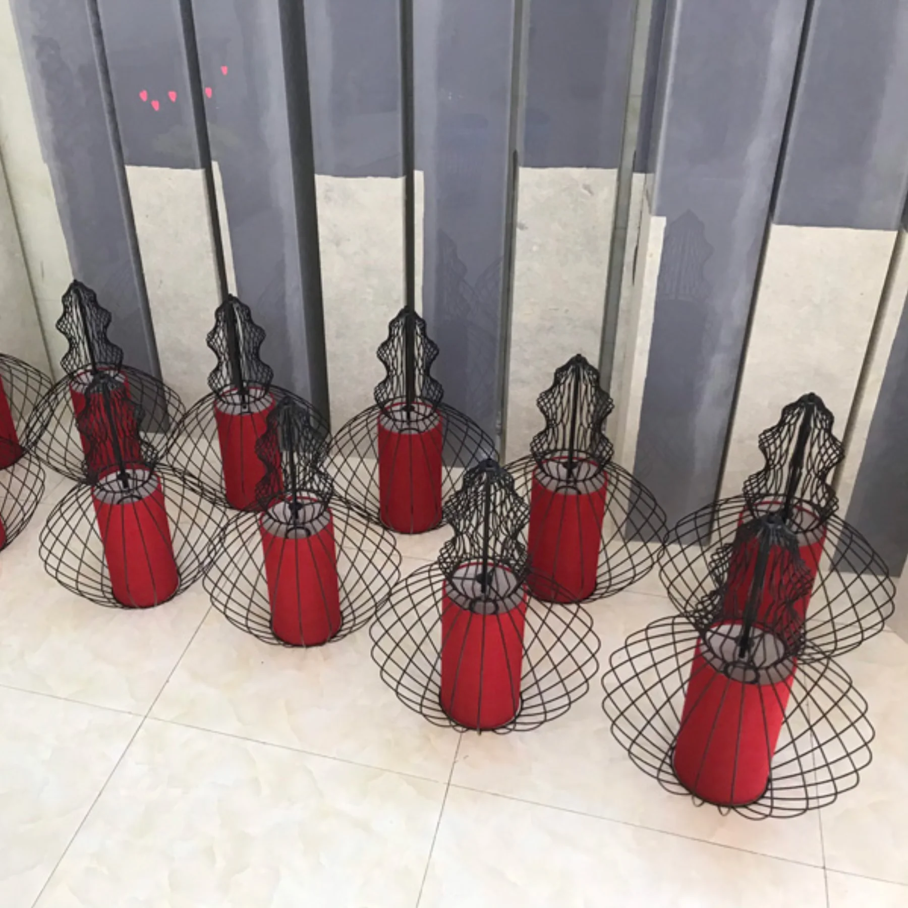 Đèn sắt kiểu tròn cách điệu KH-DL011