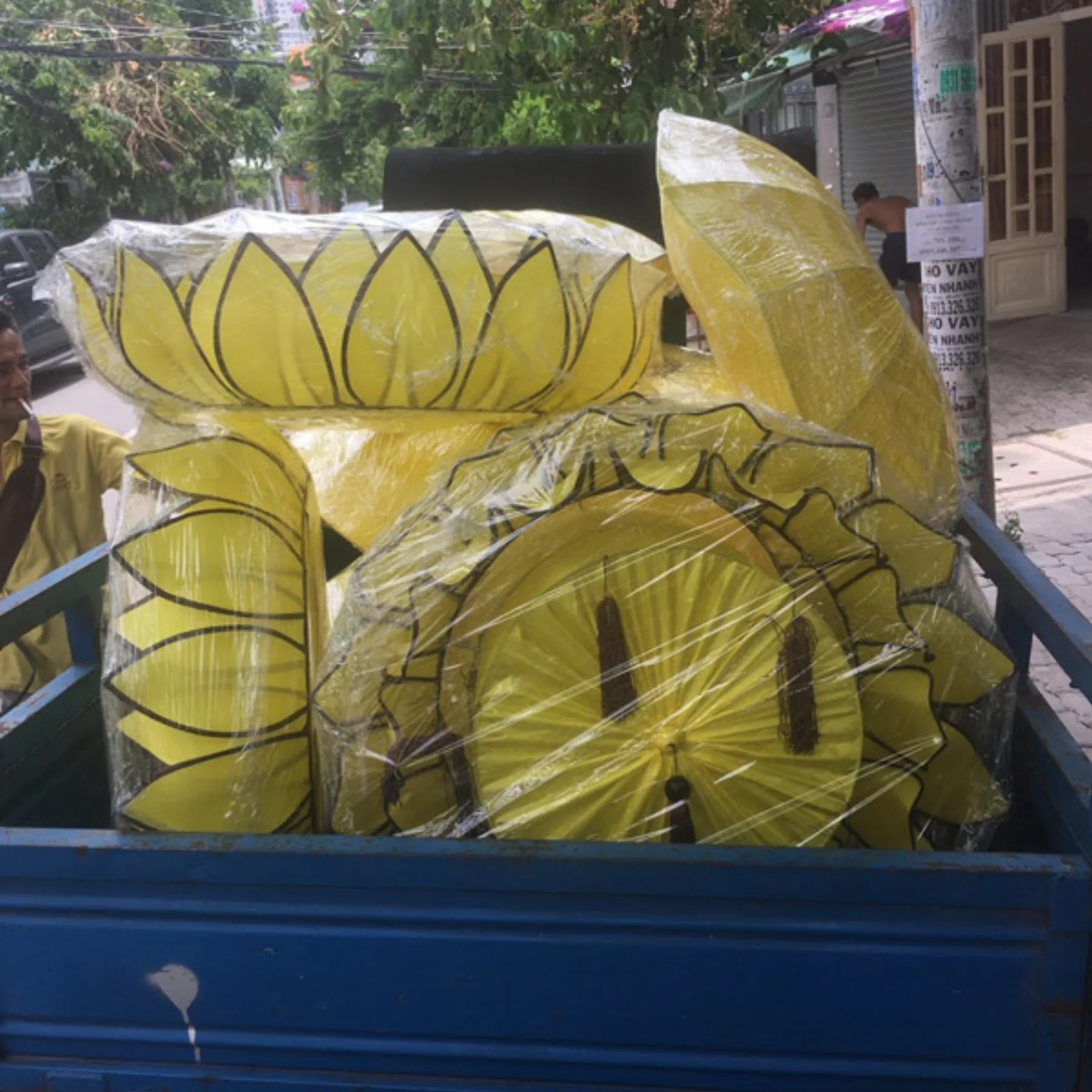 Đèn vải tú cầu dán mica KH-DTR024